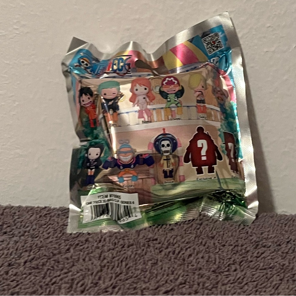 NEW Blind Bag One Piece Anime 3-D Figural Bag Clip Series 6